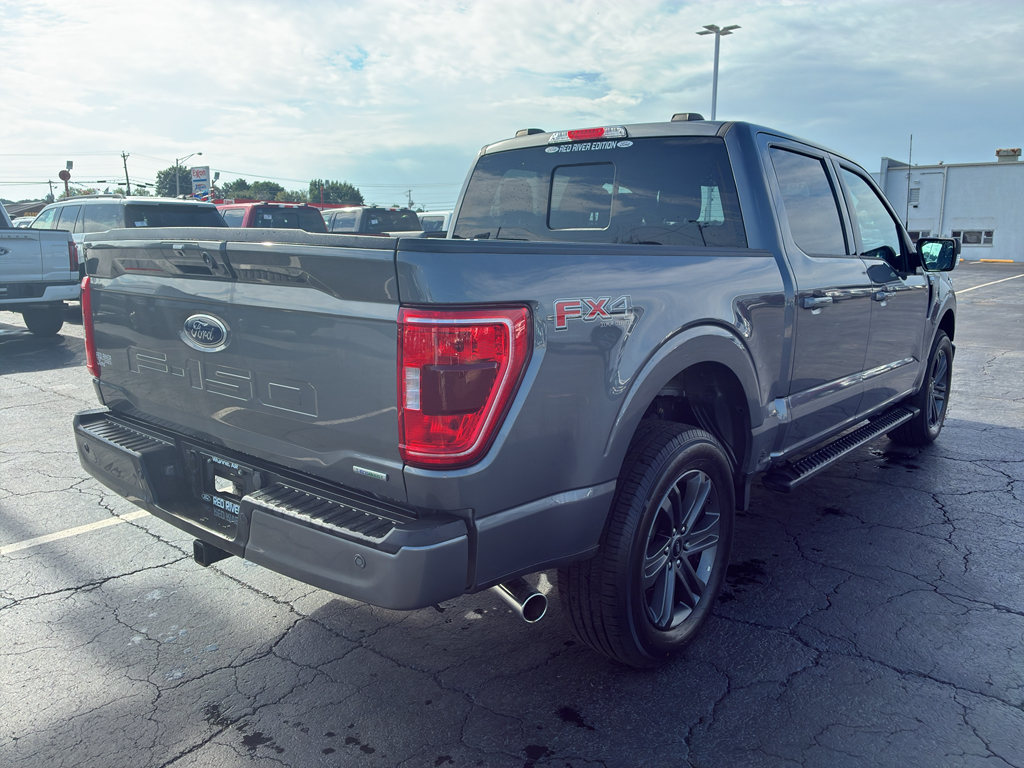 2023 Ford F-150 XLT photo 5