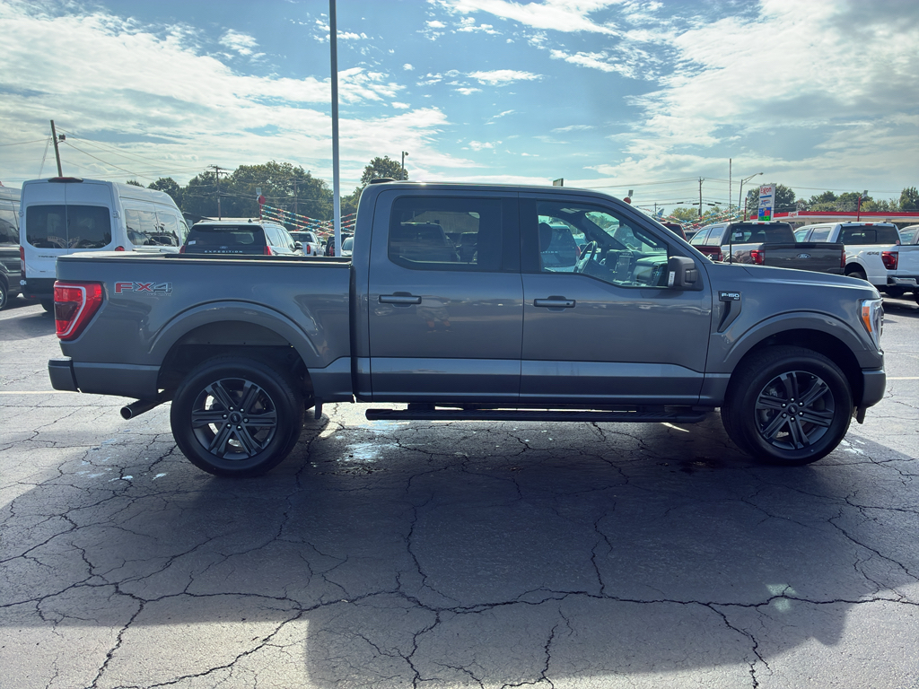 2023 Ford F-150 XLT photo 4
