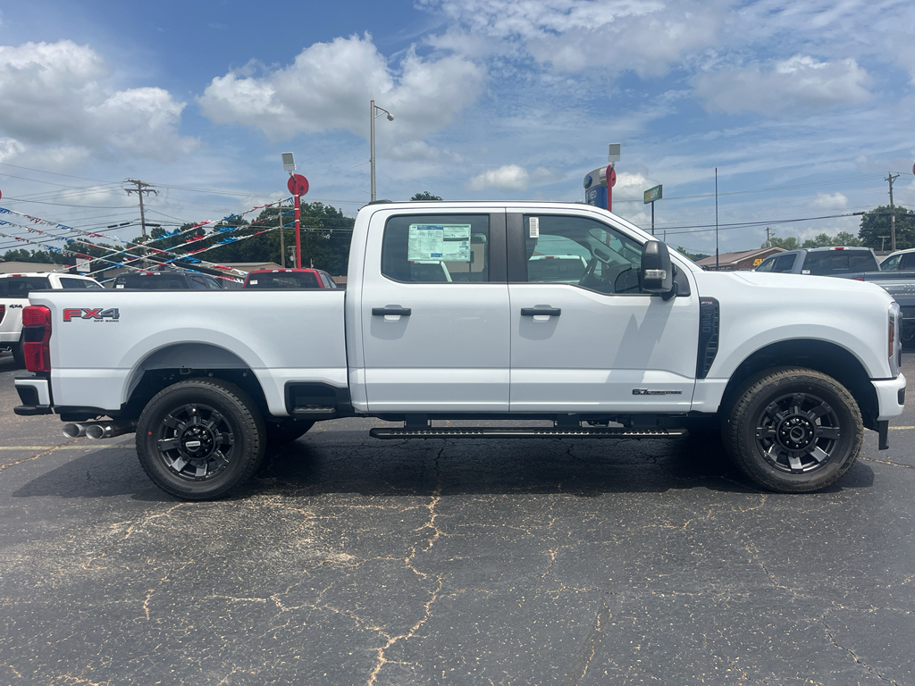 2026 Ford F-350 XL photo 4