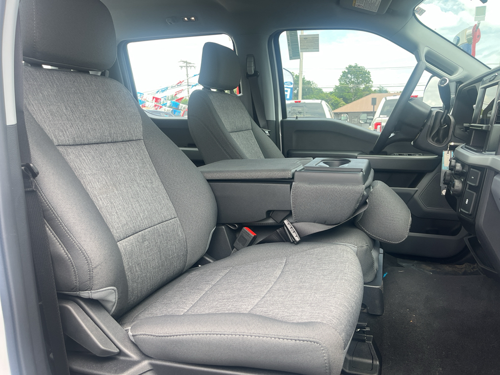 2026 Ford F-350 representative vehicle photo