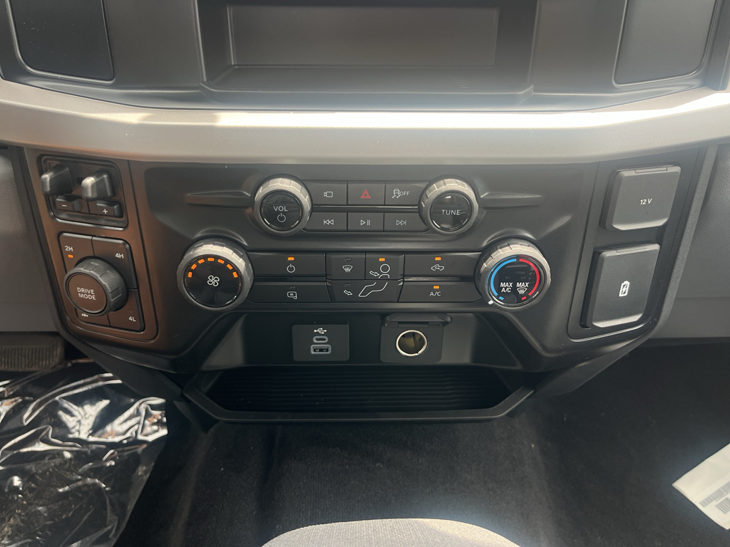 2026 Ford F-350 representative vehicle photo