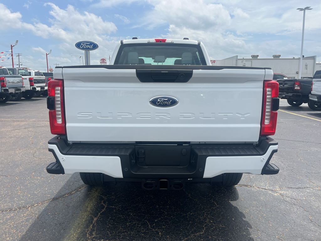 2026 Ford F-350 XL photo 6
