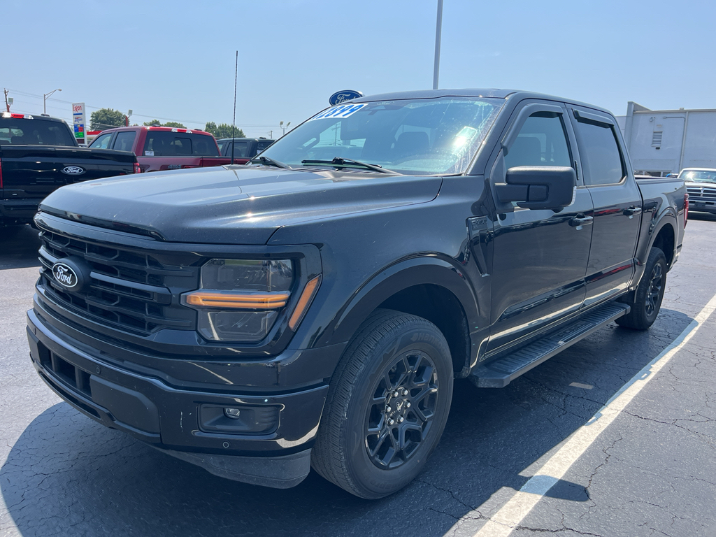 2024 Ford F-150 XLT photo 1