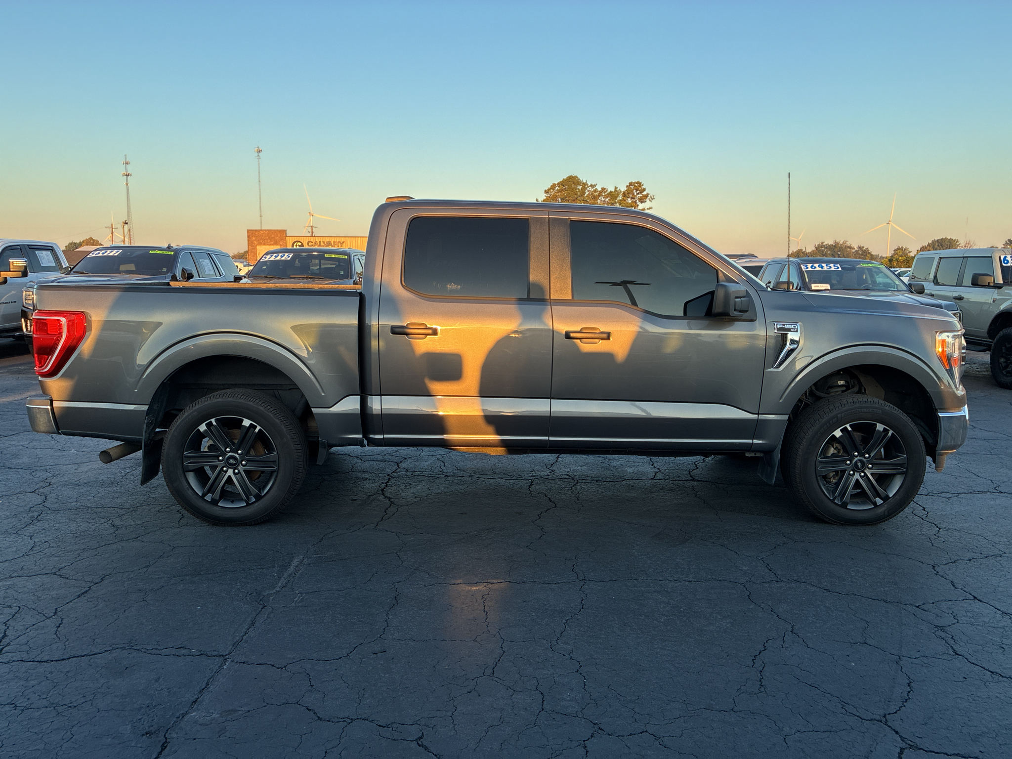2021 Ford F-150 XLT photo 4