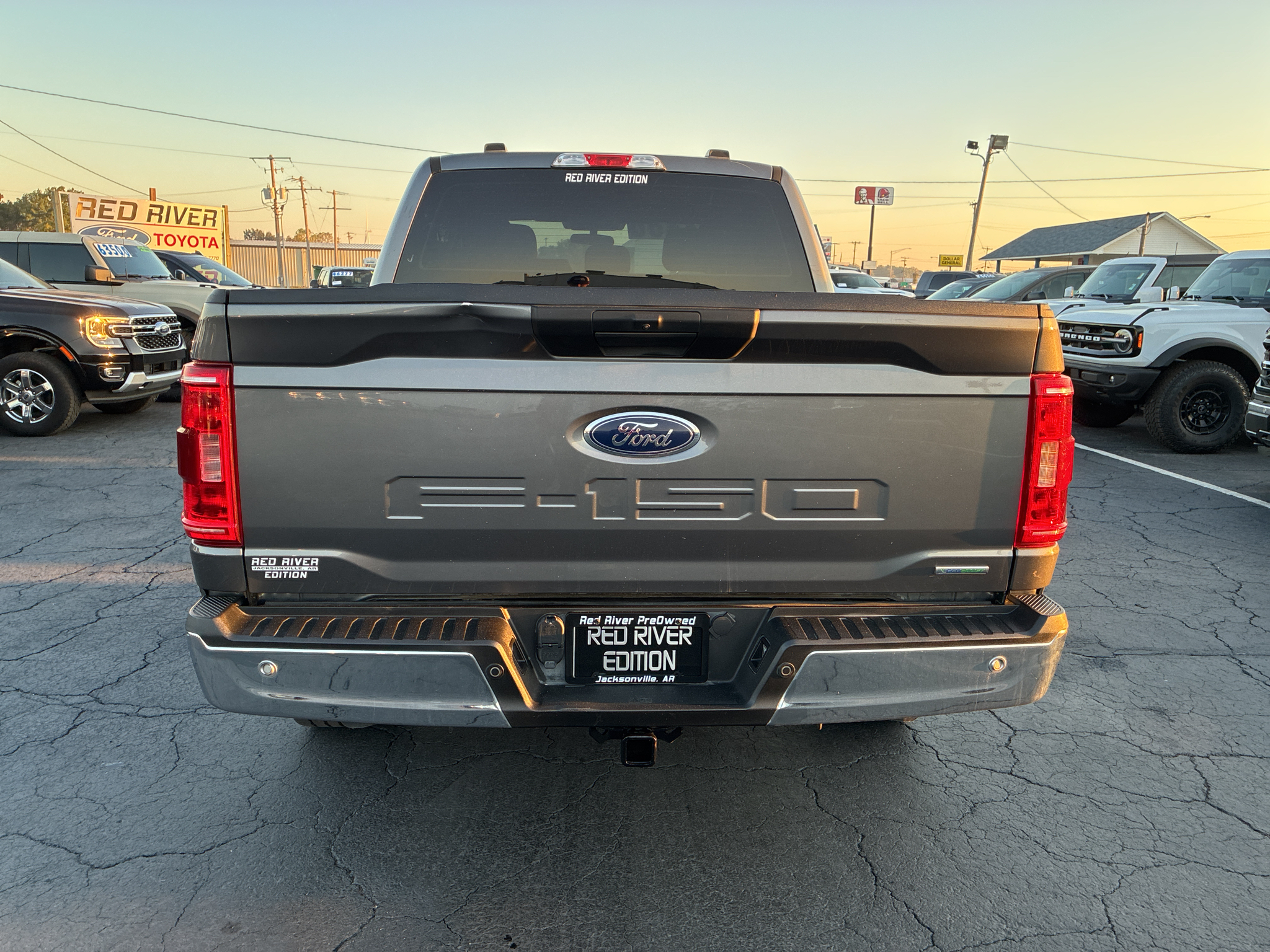 2021 Ford F-150 XLT photo 6