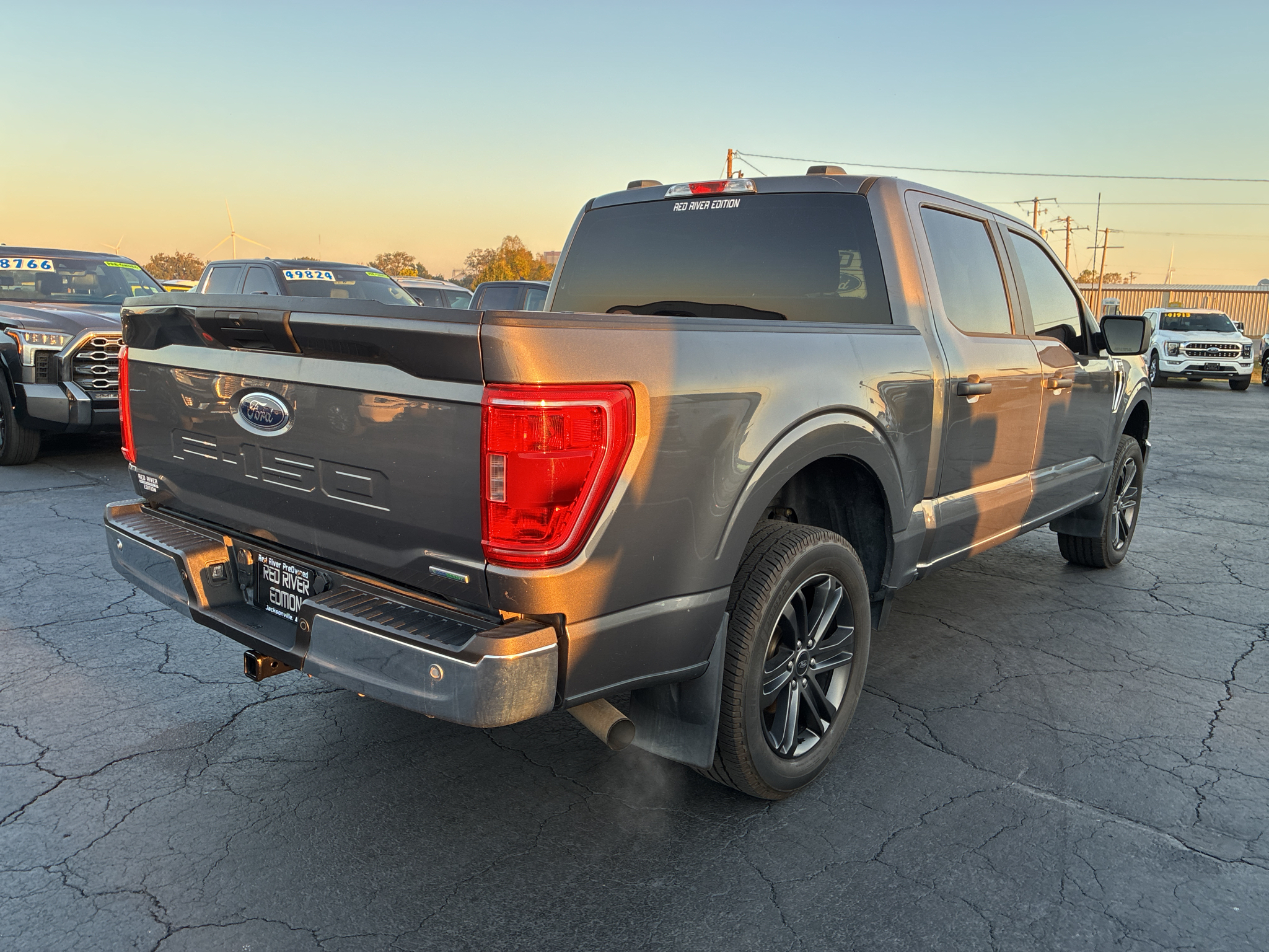 2021 Ford F-150 XLT photo 5