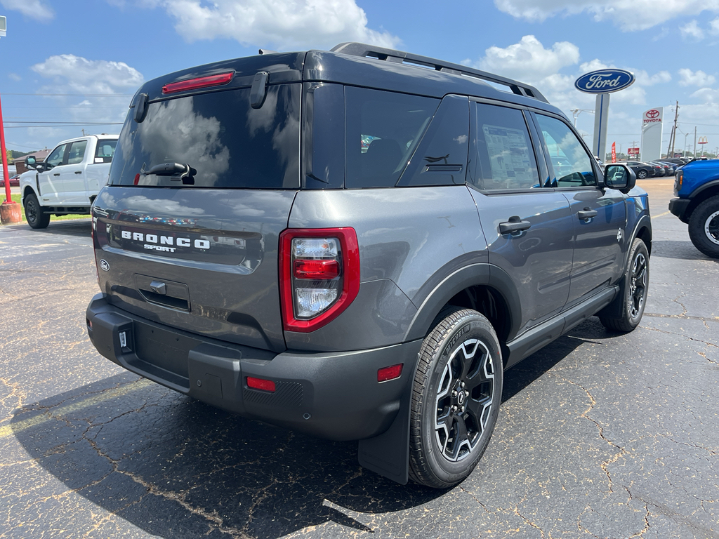 2026 Ford Bronco Sport Outer Banks photo 5