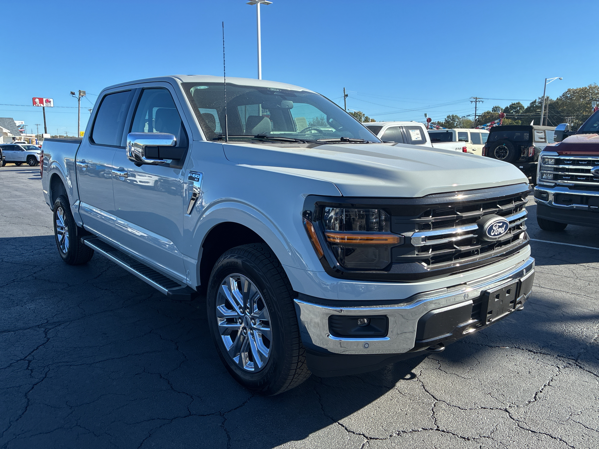 2026 Ford F-150 XLT photo 3
