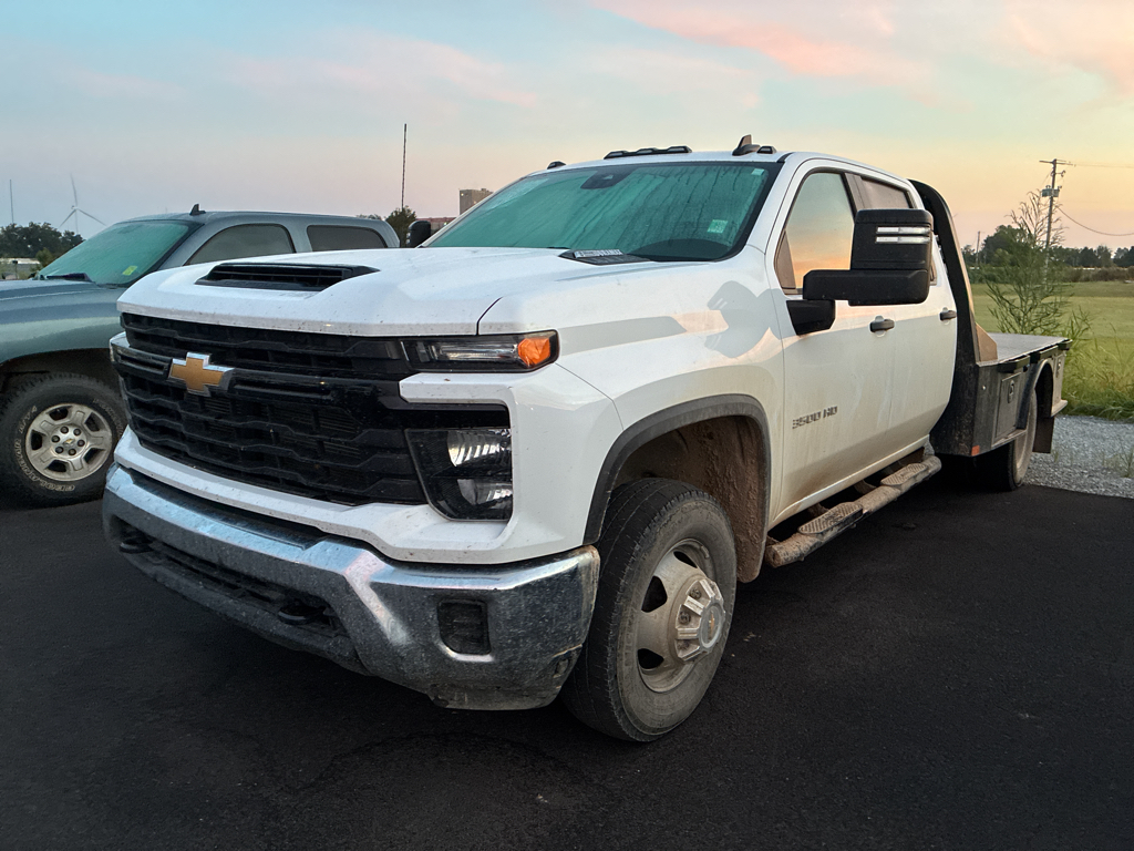 2024 Chevrolet Silverado Work Truck photo 1