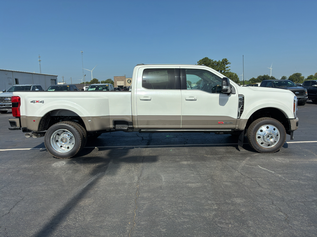 2026 Ford F-450 King Ranch photo 4