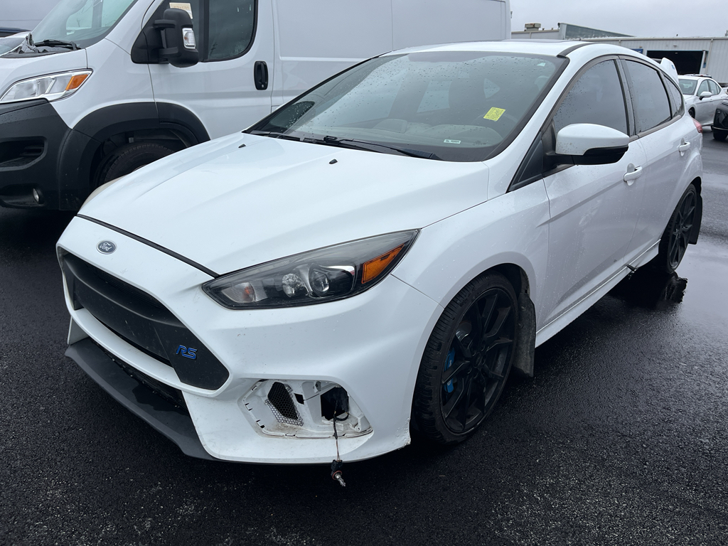2017 Ford Focus RS photo 1