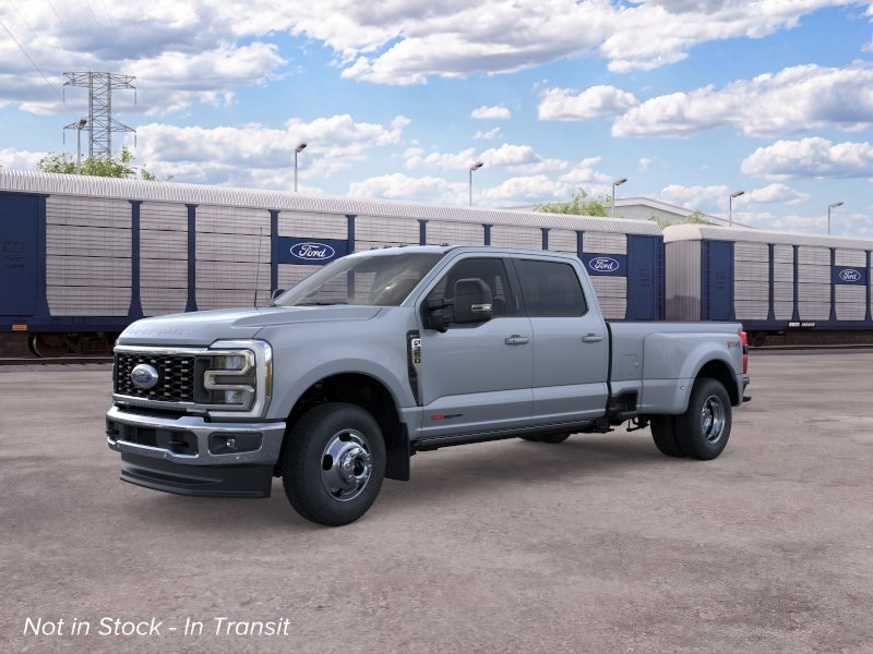2026 Ford F-350 LARIAT photo 1