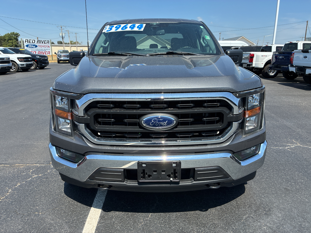 2023 Ford F-150 XLT photo 2