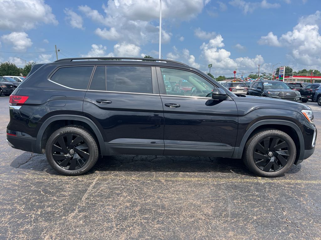 2024 Volkswagen Atlas 2.0T SE w/Technology photo 4