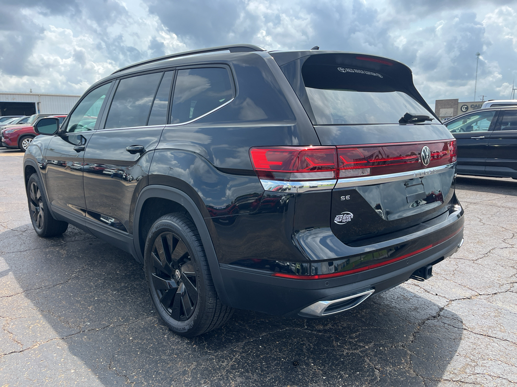 2024 Volkswagen Atlas representative vehicle photo