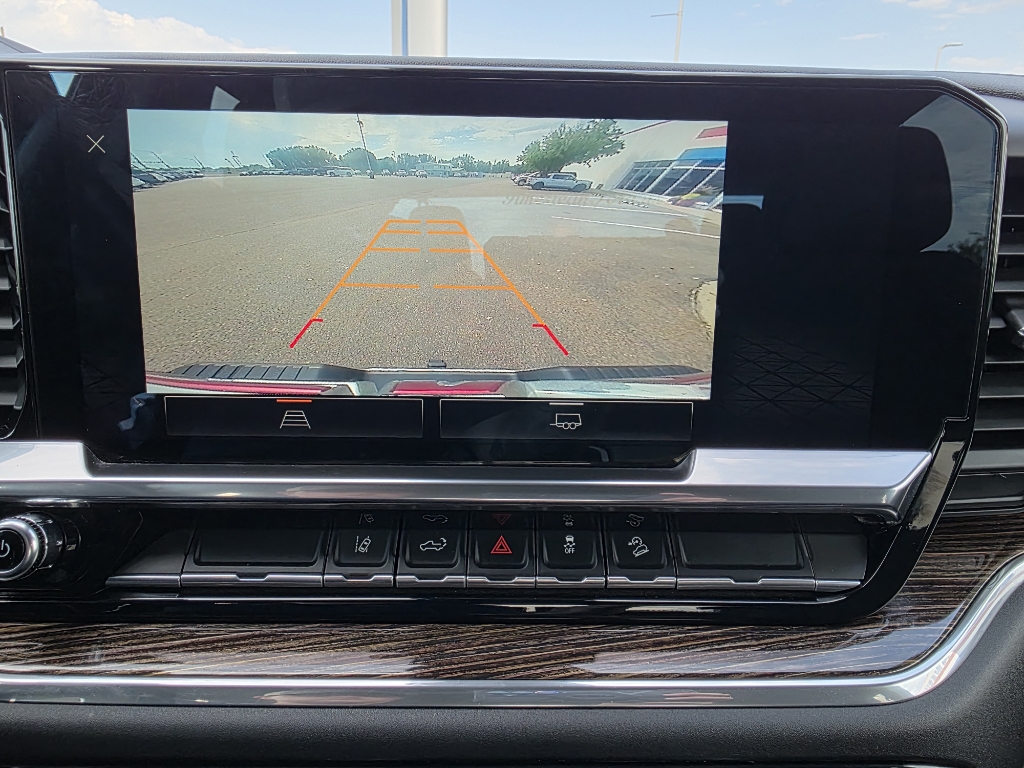 2024 GMC Sierra 3500 - Summit White exterior view 10