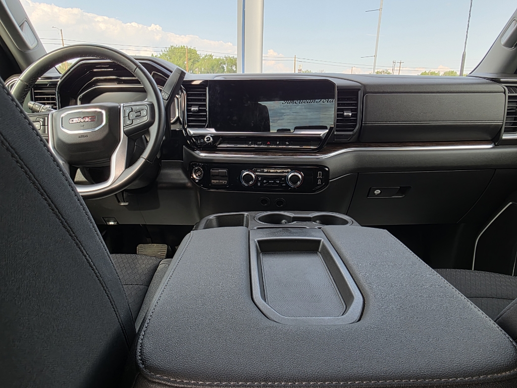 2024 GMC Sierra 3500 - Summit White exterior view 20