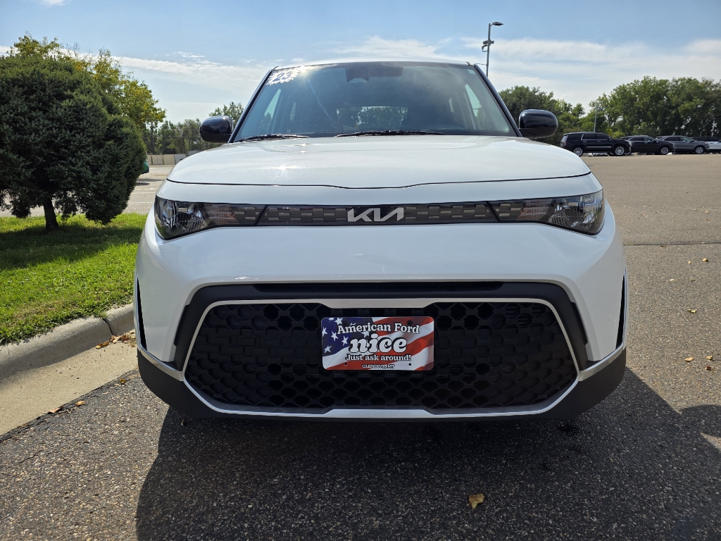 2023 Kia Soul LX - Snow White Pearl exterior view 2