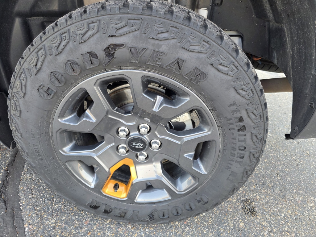 2025 Ford Maverick Tremor - Oxford White exterior view 8