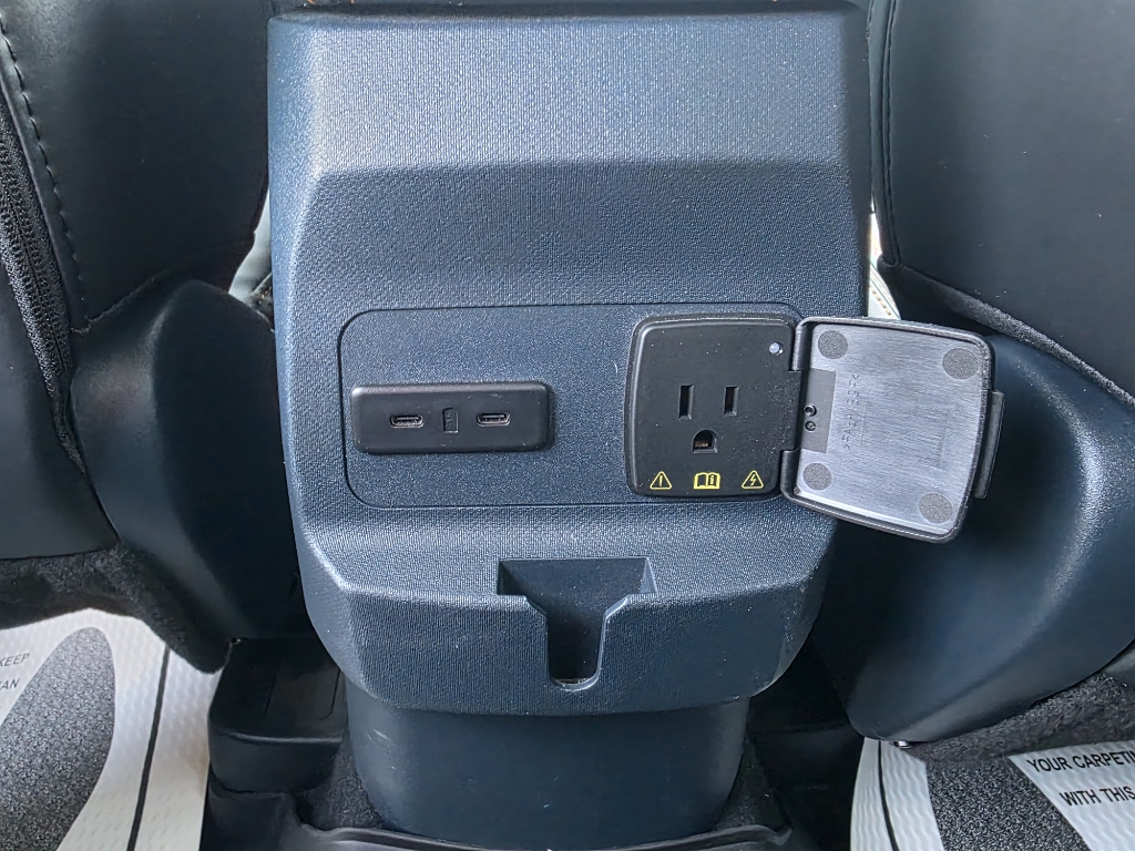 2025 Ford Maverick Tremor - Oxford White exterior view 17