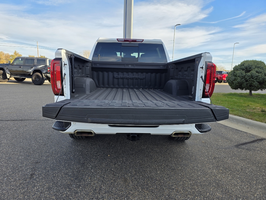 2023 GMC Sierra 1500 - Summit White exterior view 7