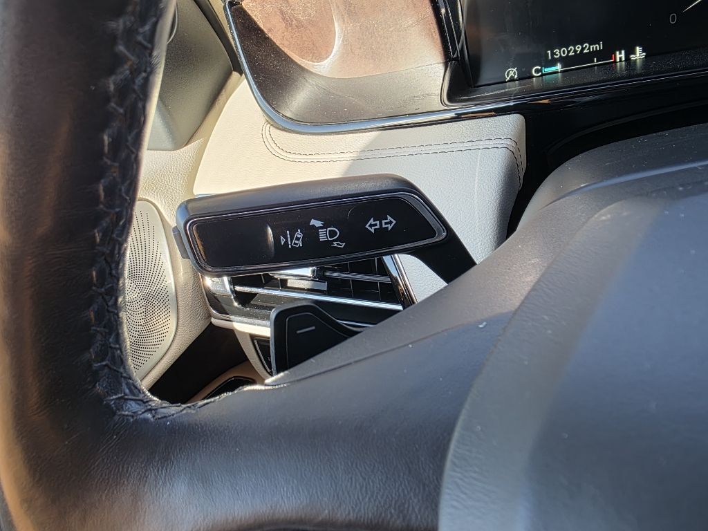2019 Lincoln Navigator Reserve - Silver Jade Metallic exterior view 19