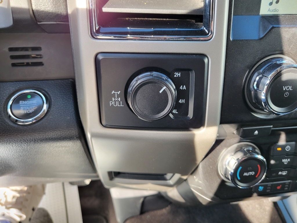 2018 Ford F-150 LARIAT - Magnetic Metallic exterior view 14