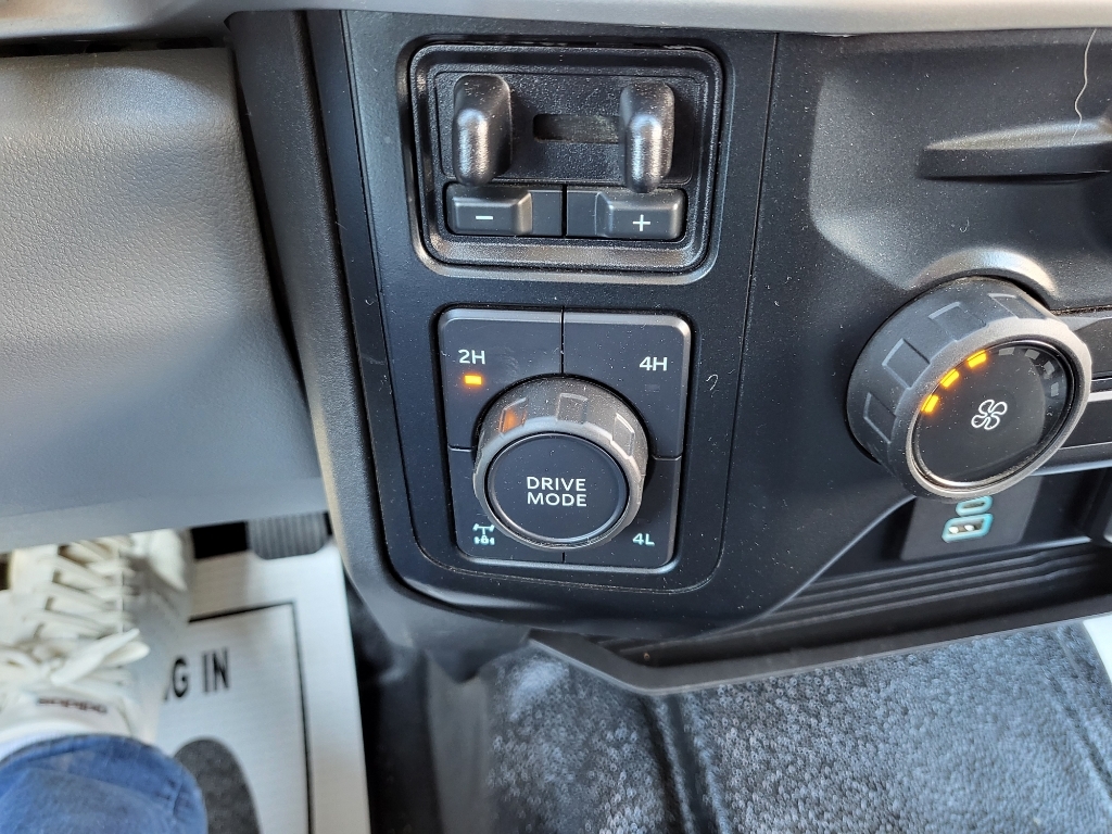 2024 Ford F-350 Super Duty - Oxford White exterior view 14