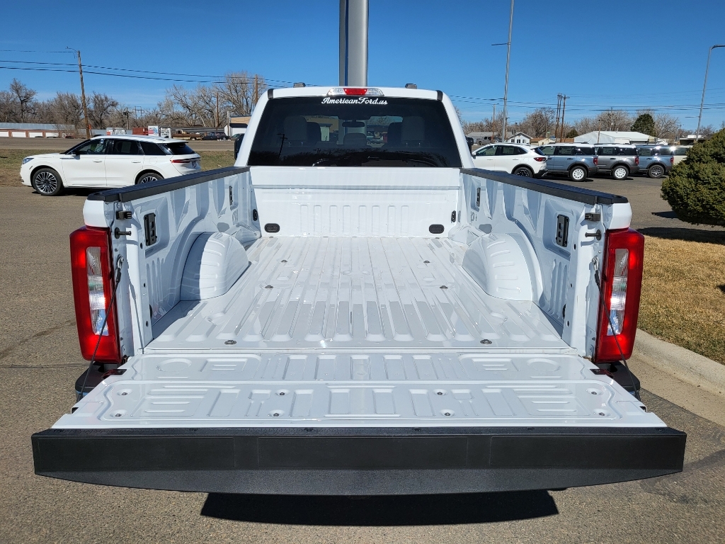 2024 Ford F-350 Super Duty - Oxford White exterior view 6