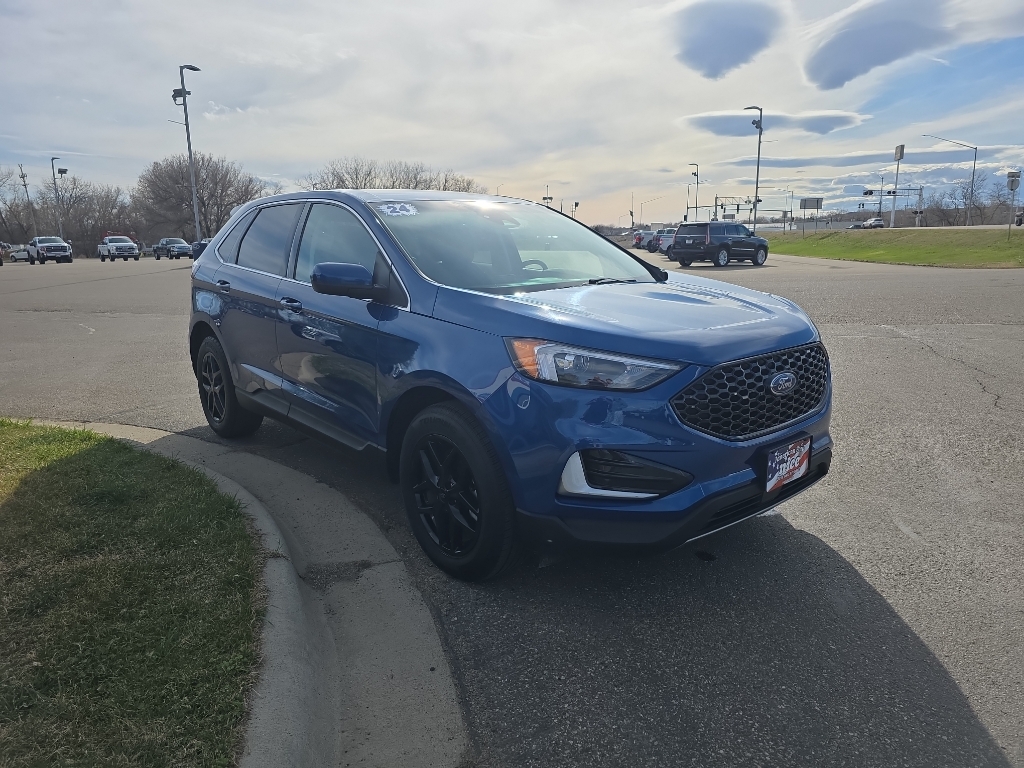 2024 Ford Edge SEL - Atlas Blue Metallic exterior view 3