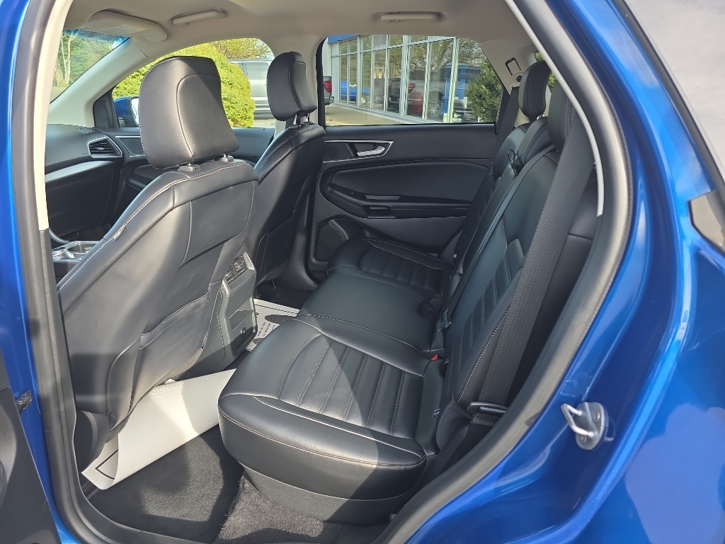2024 Ford Edge SEL - Atlas Blue Metallic exterior view 15