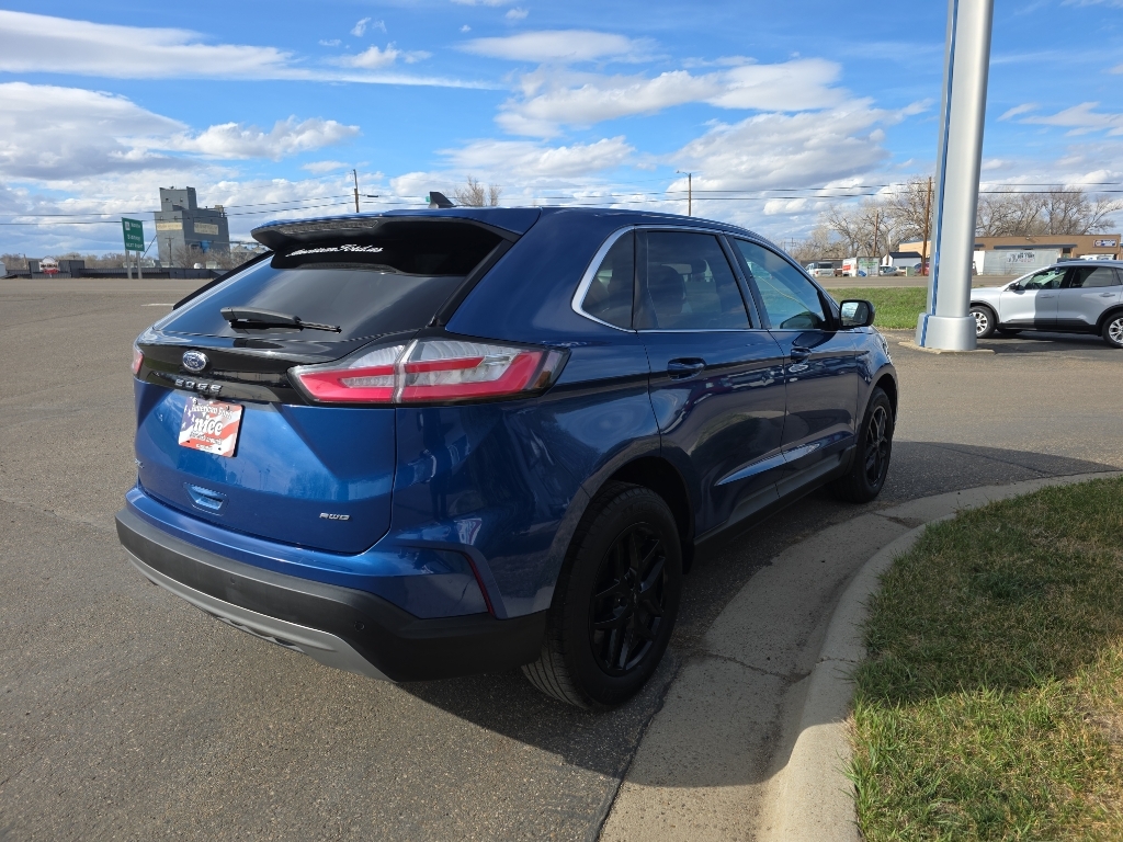 2024 Ford Edge SEL - Atlas Blue Metallic exterior view 5