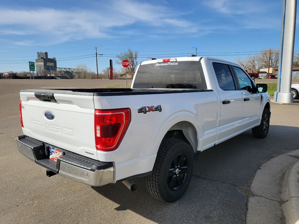 2023 Ford F-150 XLT - Oxford White exterior view 4