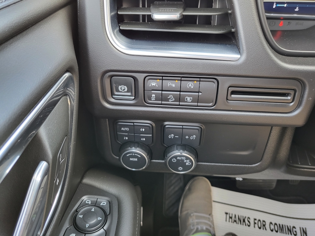 2024 Chevrolet Tahoe Z71 - BLACK exterior view 16