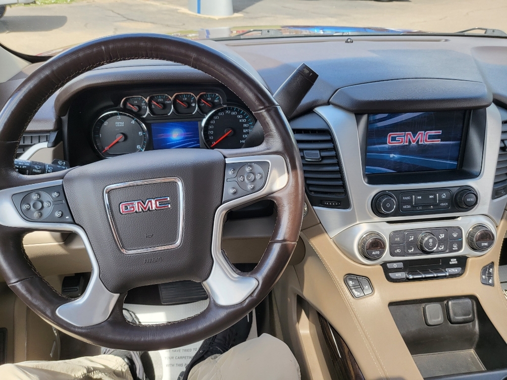 2018 GMC Yukon XL 1500 - Crimson Red Tintcoat exterior view 9