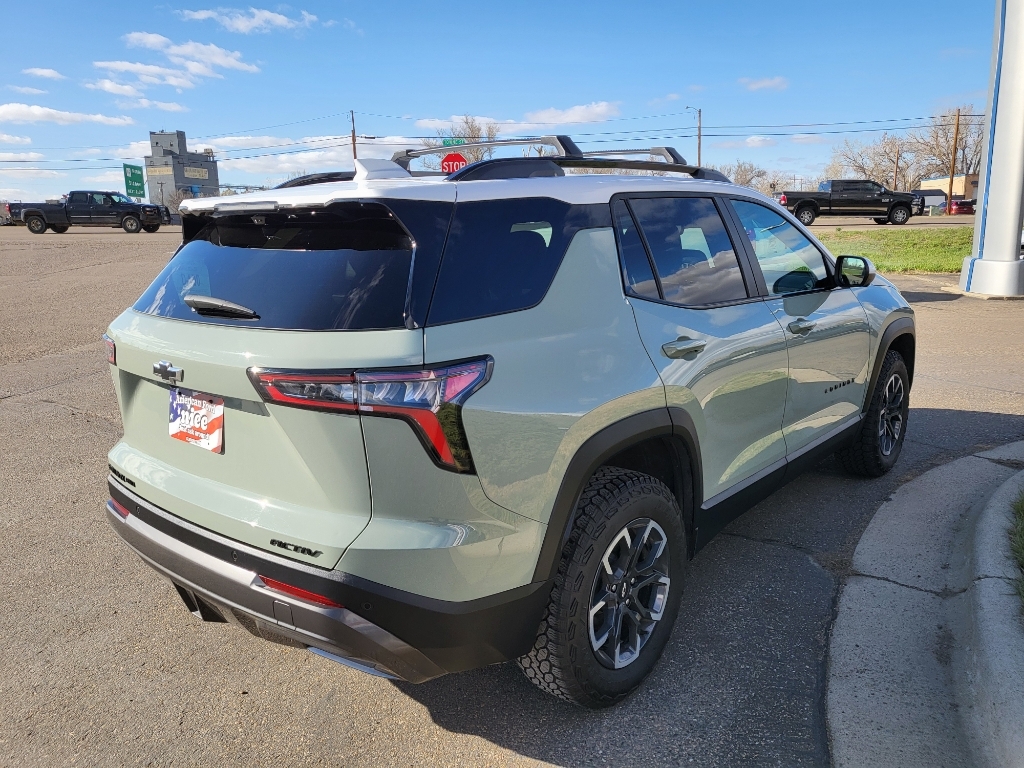 2025 Chevrolet Equinox AWD ACTIV - Cacti Green exterior view 4