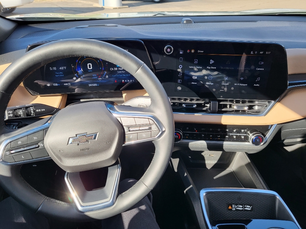 2025 Chevrolet Equinox AWD ACTIV - Cacti Green exterior view 11
