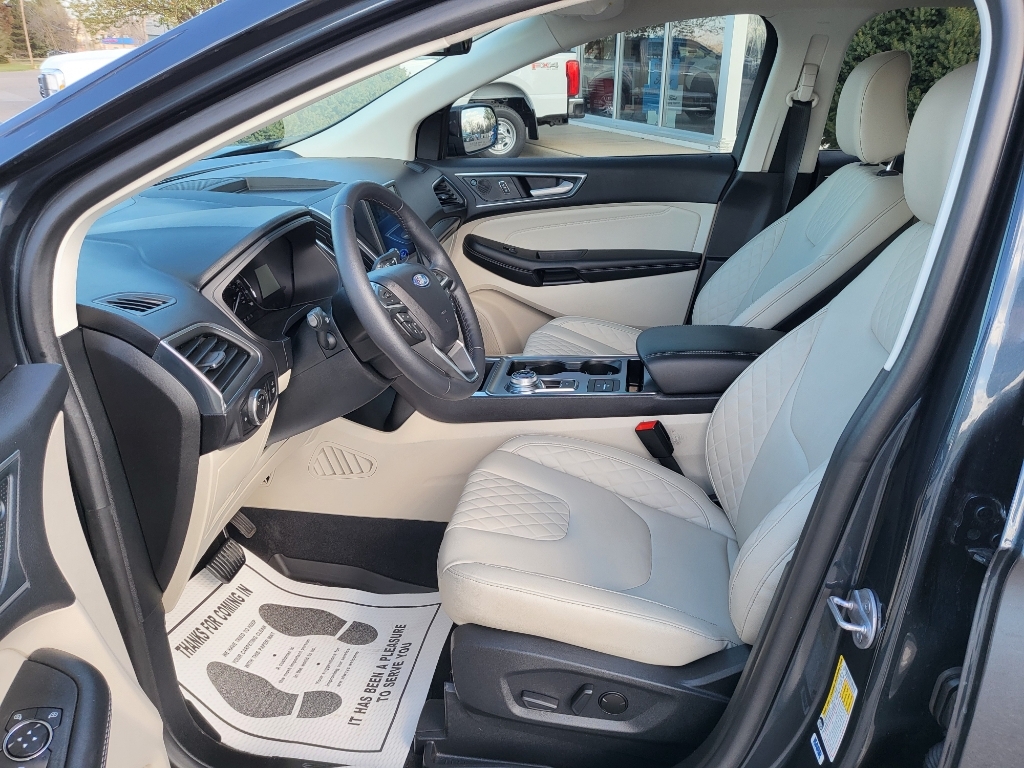 2024 Ford Edge Titanium - Stone Blue Metallic exterior view 10