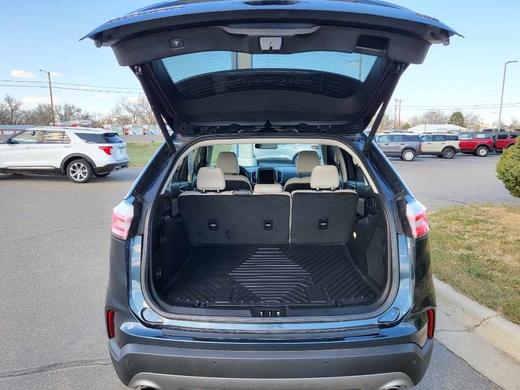 2024 Ford Edge Titanium - Stone Blue Metallic exterior view 6