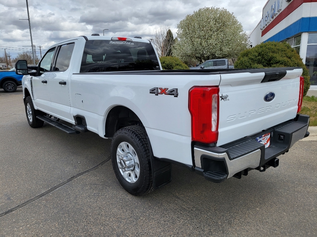 2023 Ford F-350 Super Duty - Oxford White exterior view 7