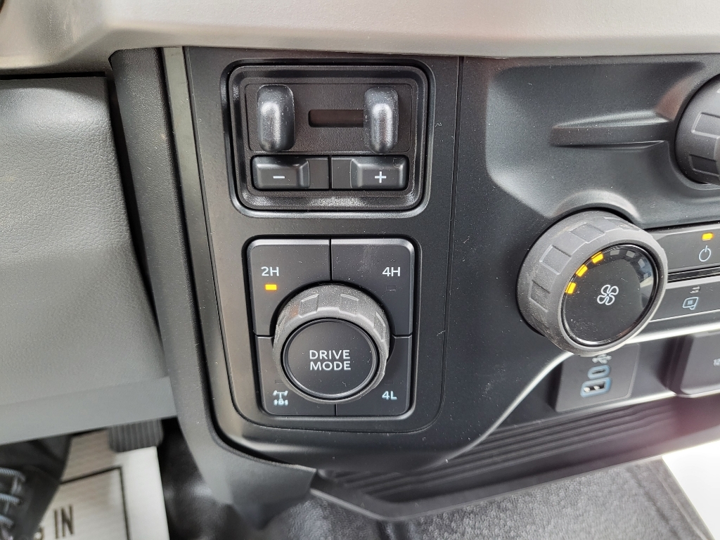 2023 Ford F-350 Super Duty - Oxford White exterior view 13