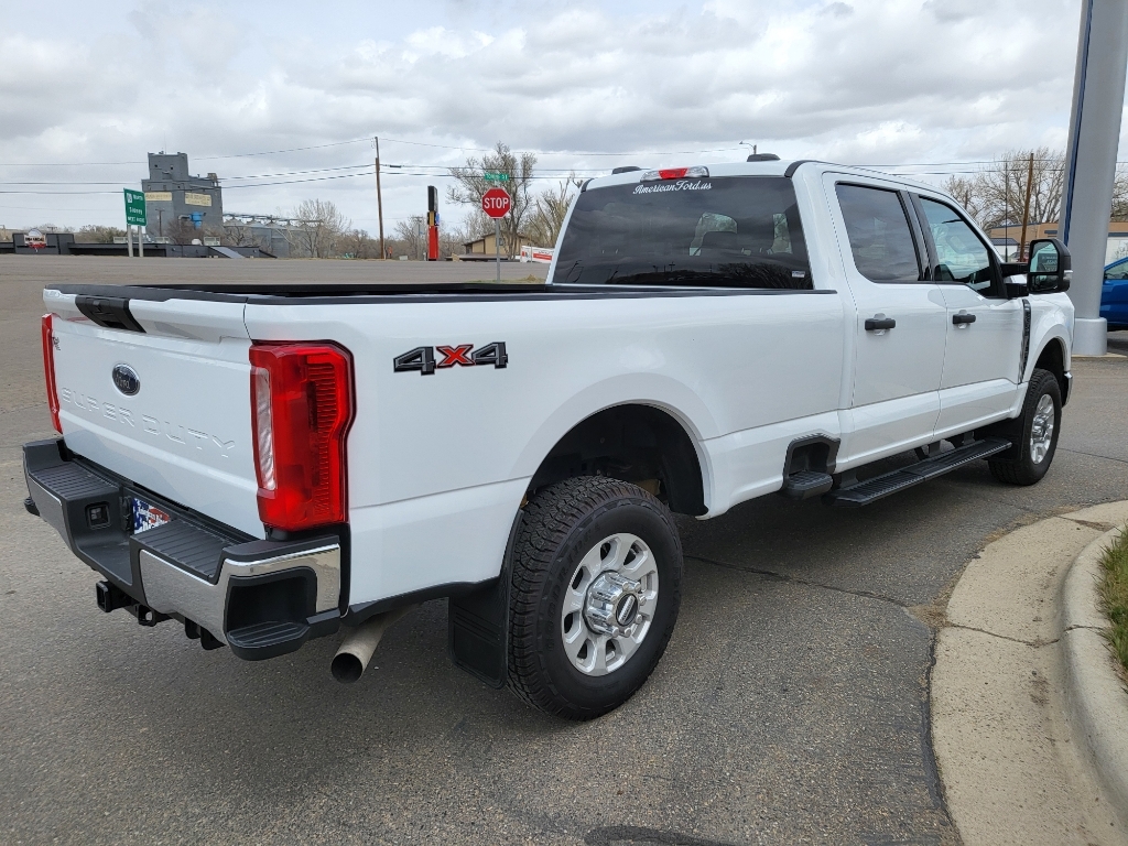 2023 Ford F-350 Super Duty - Oxford White exterior view 4