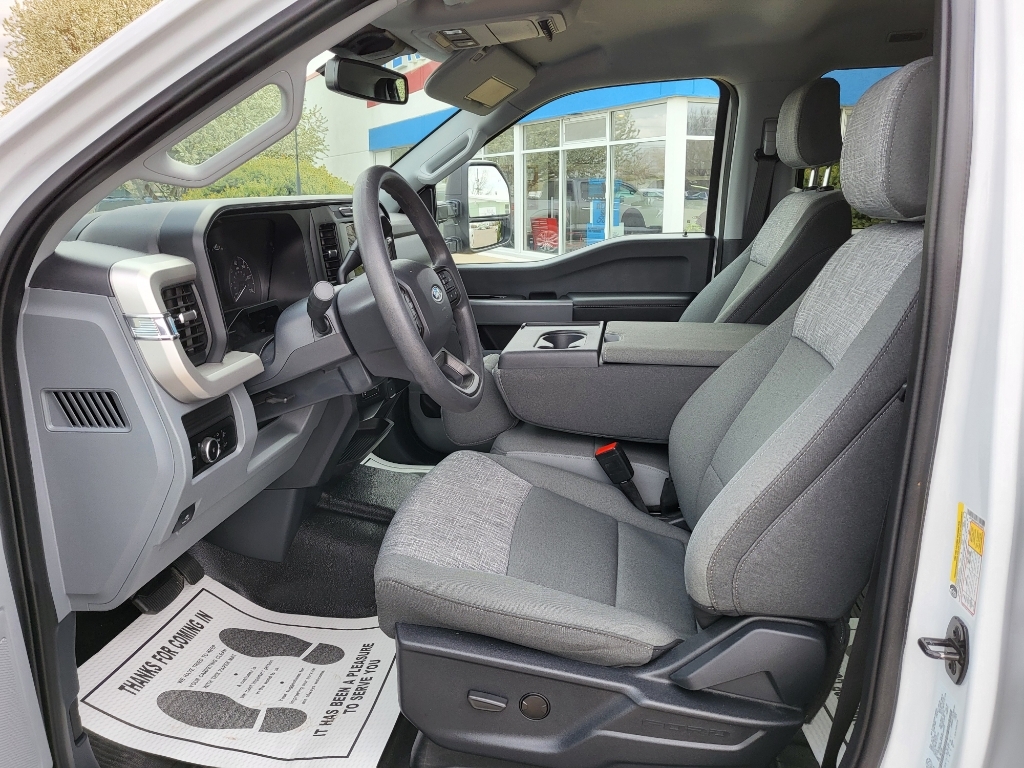 2023 Ford F-350 Super Duty - Oxford White exterior view 10