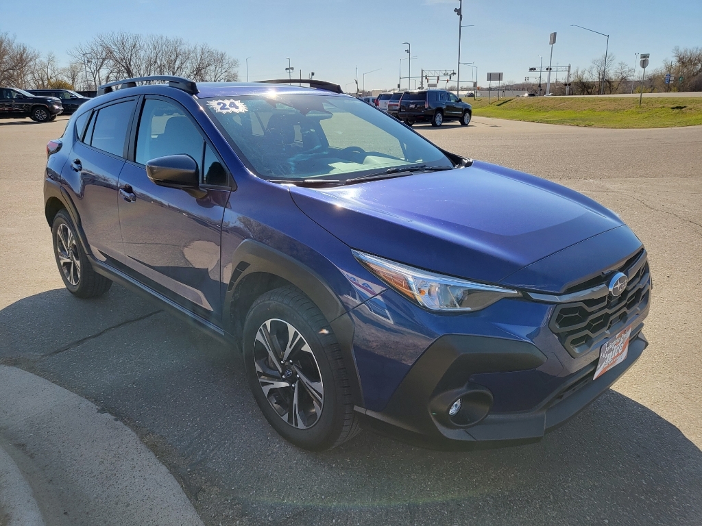 2024 Subaru Crosstrek Premium - Blue exterior view 3