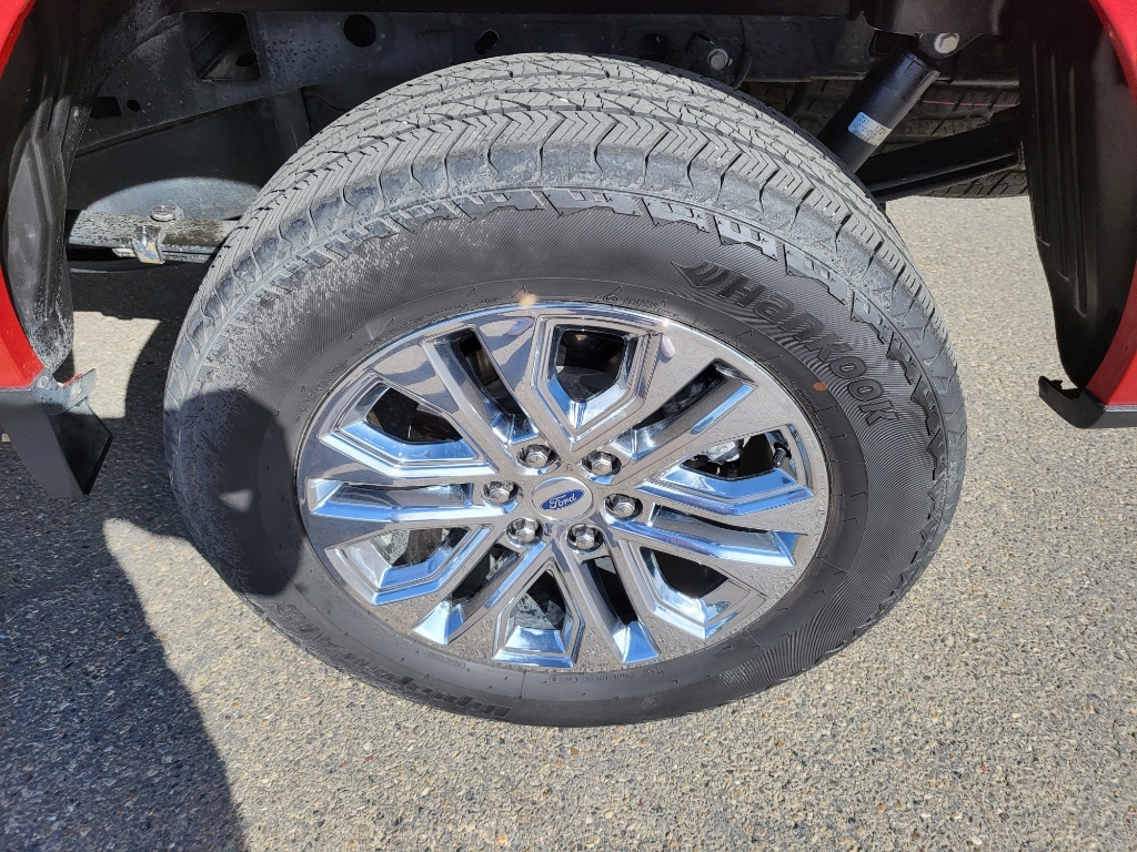 2024 Ford F-150 LARIAT - Rapid Red Metallic Tinted Clearcoat exterior view 8
