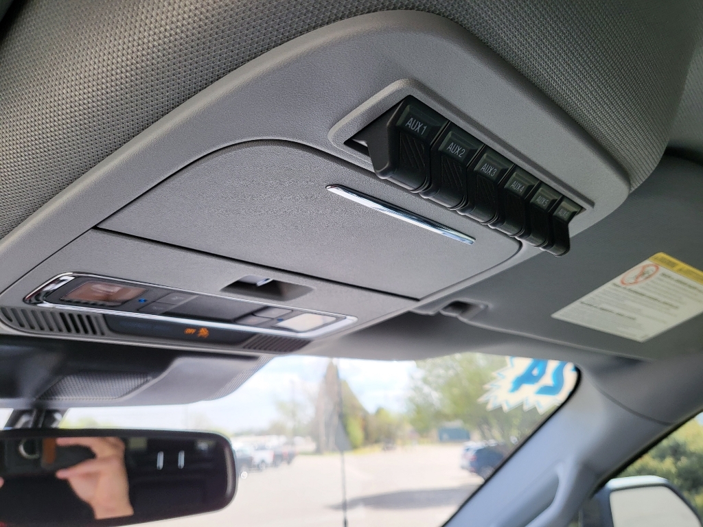 2024 Ford F-350 Super Duty - Agate Black Metallic exterior view 18