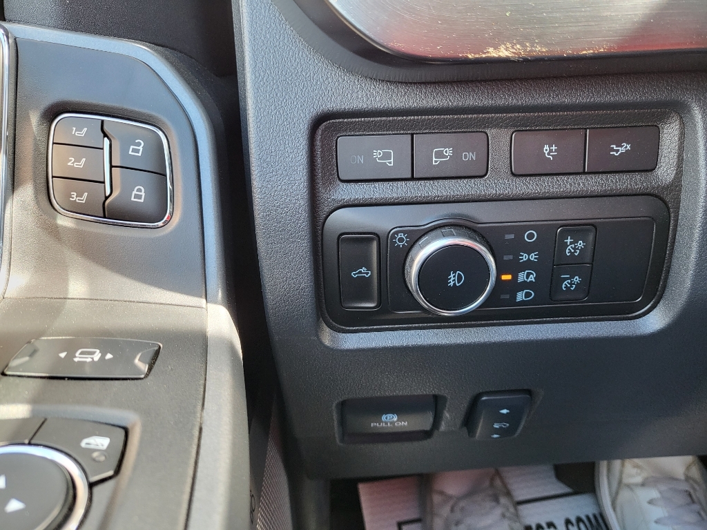2024 Ford F-350 Super Duty - Agate Black Metallic exterior view 15