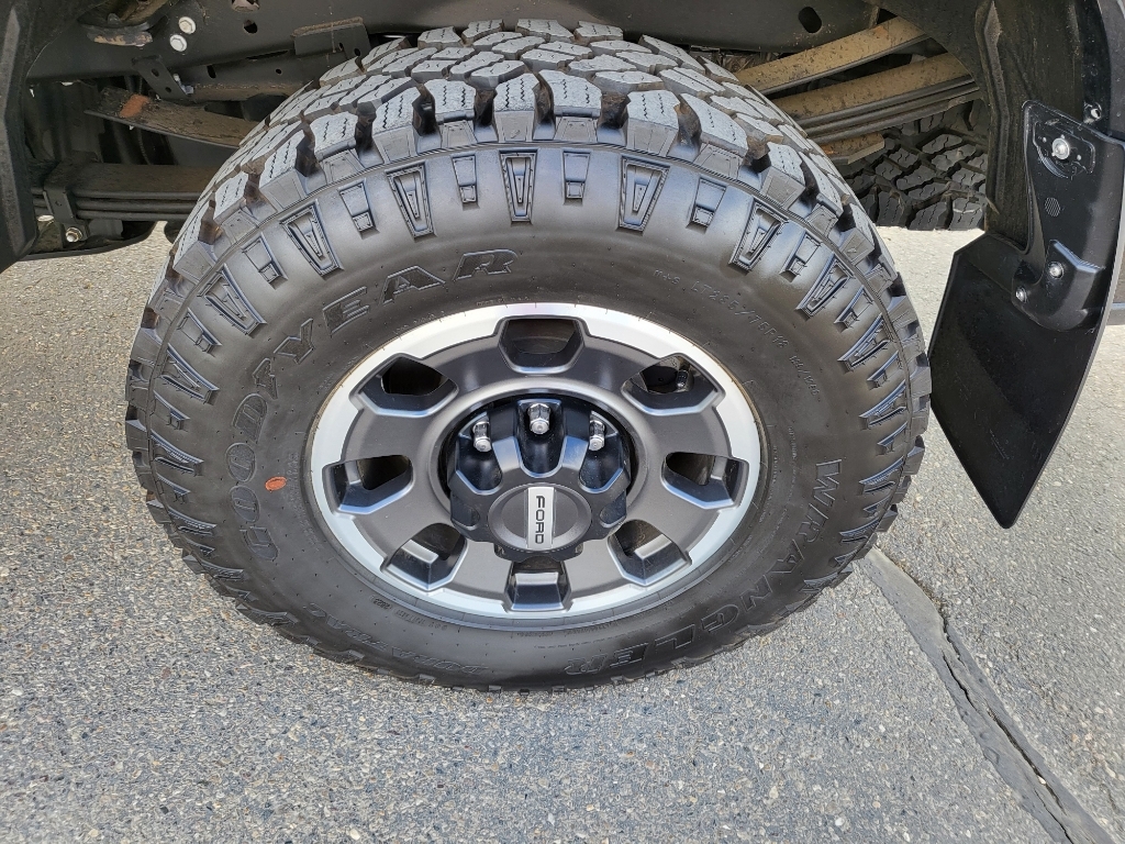 2024 Ford F-350 Super Duty - Agate Black Metallic exterior view 8