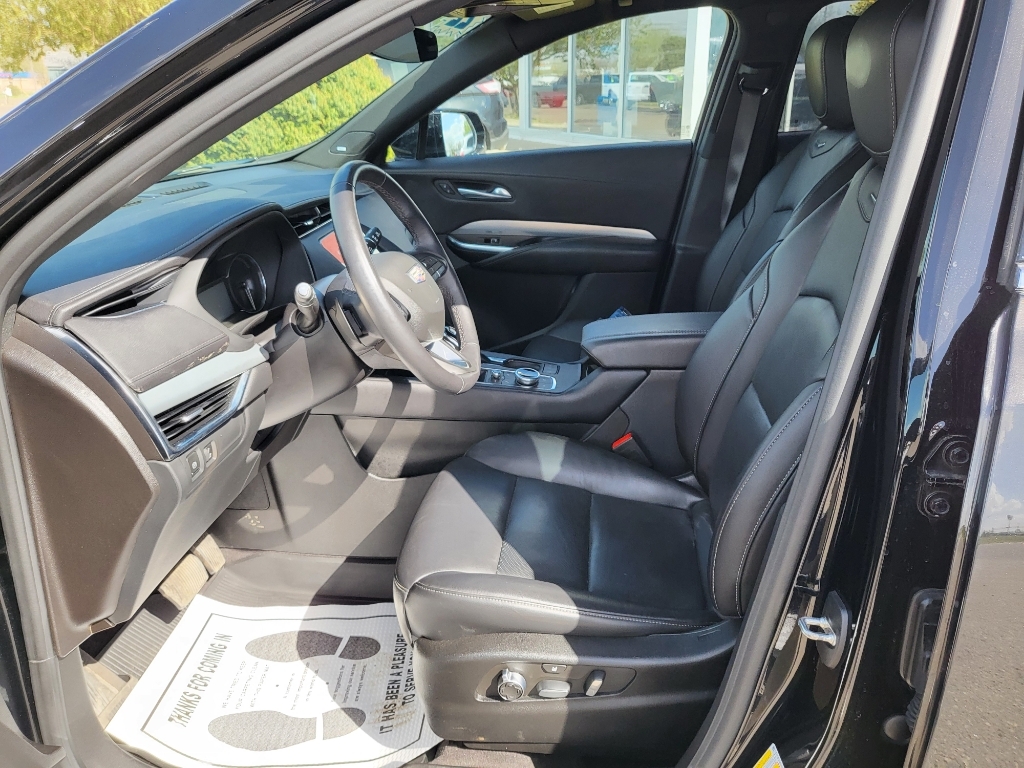 2022 Cadillac XT4 AWD Premium Luxury - Stellar Black Metallic exterior view 10