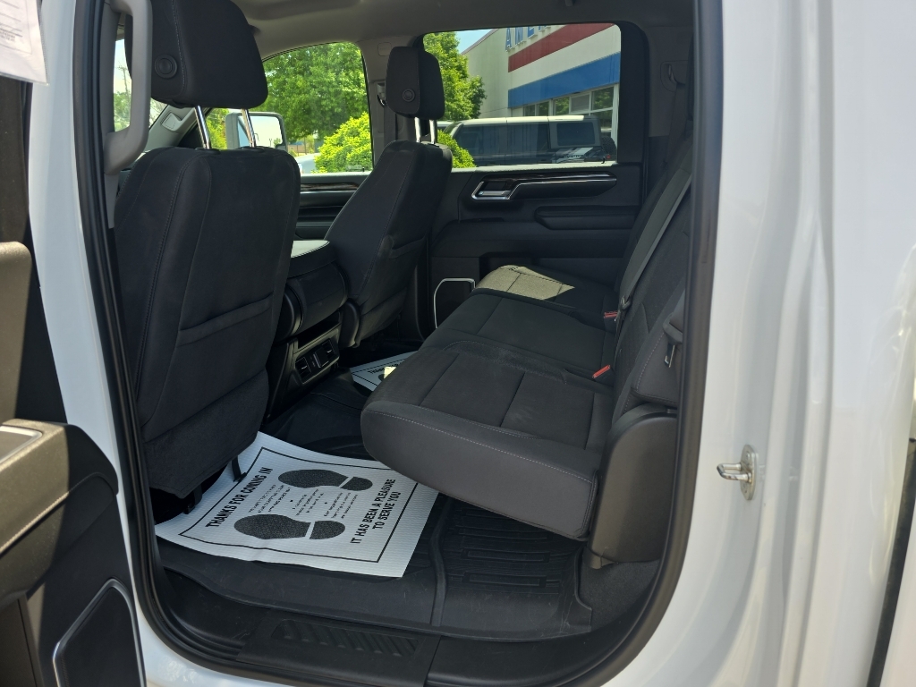 2024 GMC Sierra 3500 - Summit White exterior view 3